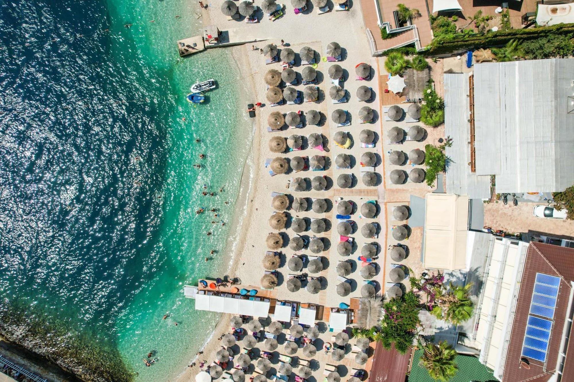 Era Hotel 3*