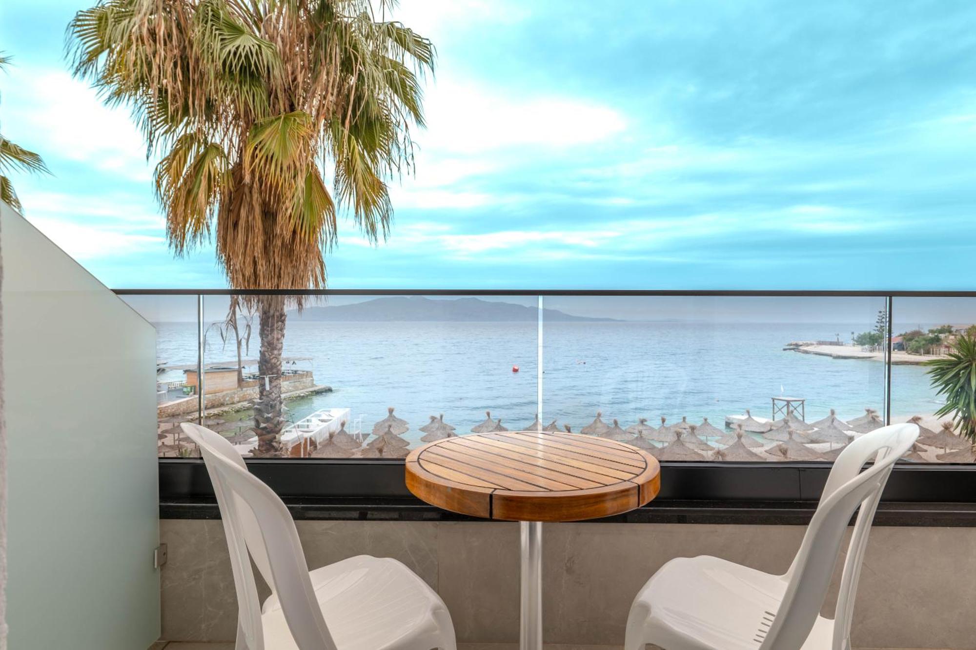 Era 3* Sarandë